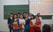 赌博赚钱-网赌赚钱
学生会举行欢送会