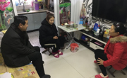 赌博赚钱-网赌赚钱
领导走访困难学生家庭